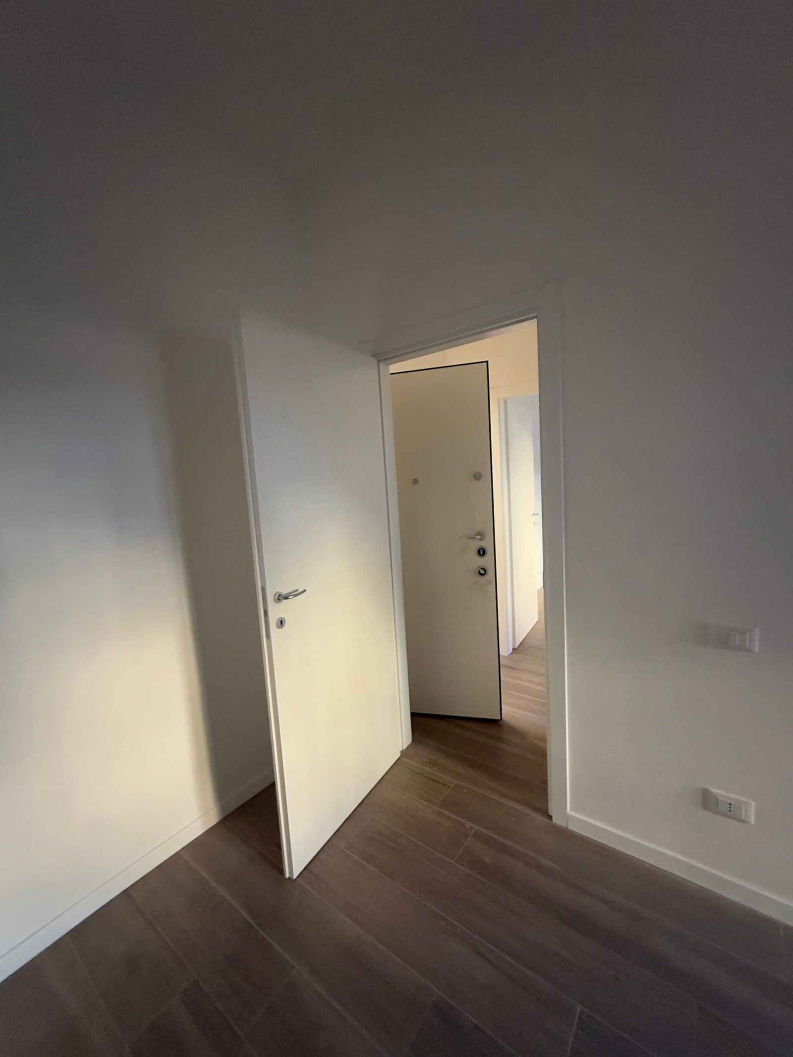 vardo progettazioni ristrutturazioni milano squadra team esperti professionisti porte serramenti costruzione