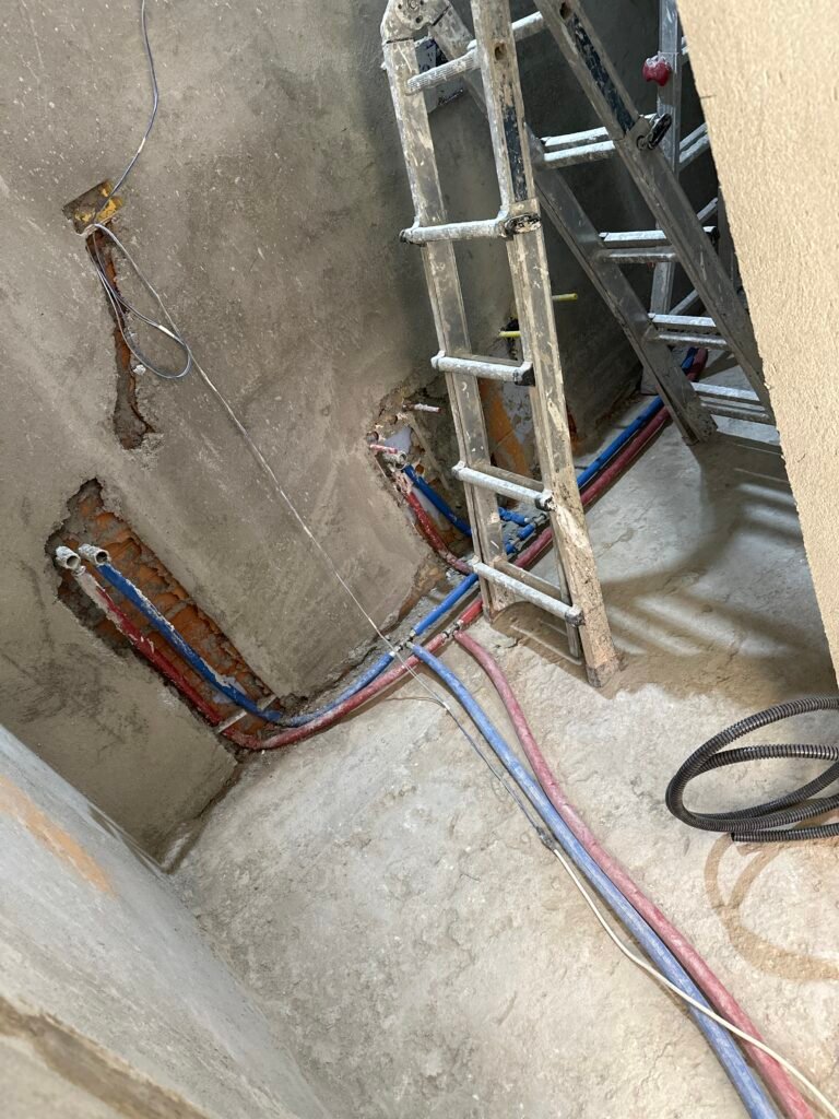 ristrutturazione milano completa bagno impianti cucina progettazioni vardo esperti appartamento arqua milano