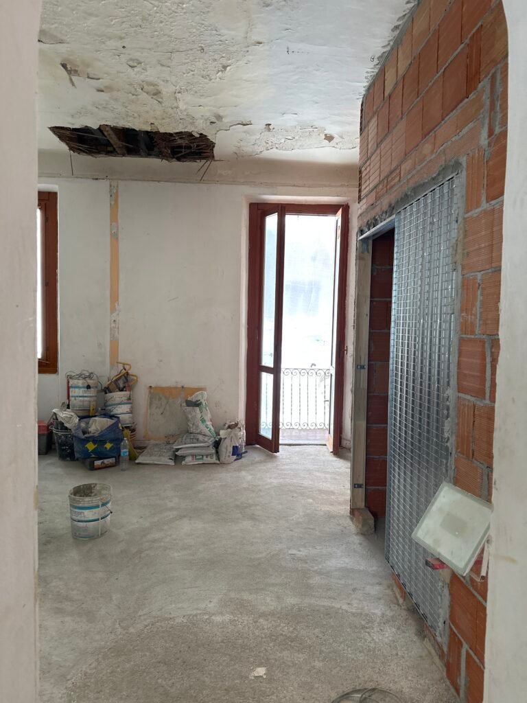 ristrutturazione milano completa bagno impianti cucina progettazioni vardo esperti appartamento arqua milano