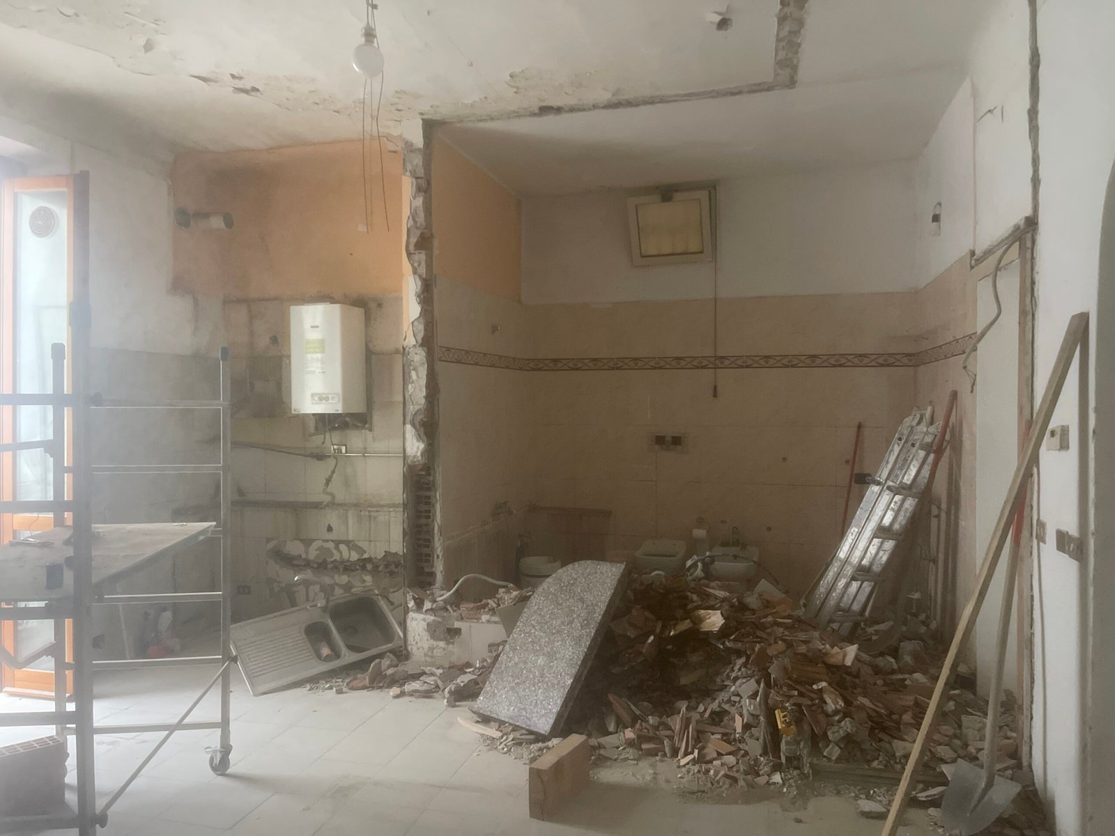 ristrutturazione milano completa bagno impianti cucina progettazioni vardo esperti appartamento arqua milano