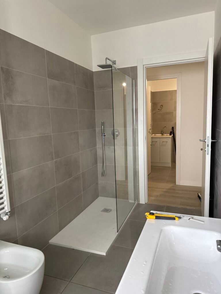 ristrutturazione milano completa bagno impianti cucina progettazioni vardo esperti appartamento trasimeno milano