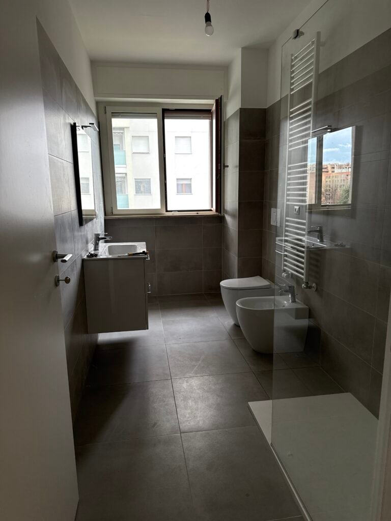 ristrutturazione milano completa bagno impianti cucina progettazioni vardo esperti appartamento trasimeno milano