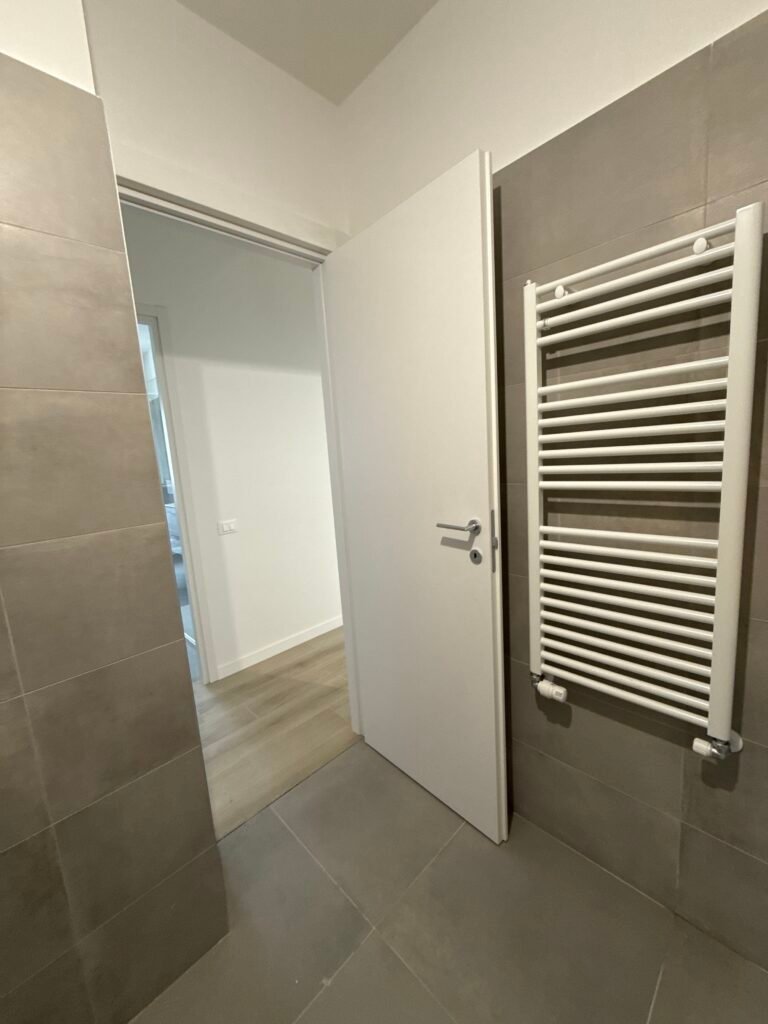 ristrutturazione milano completa bagno impianti cucina progettazioni vardo esperti appartamento trasimeno milano