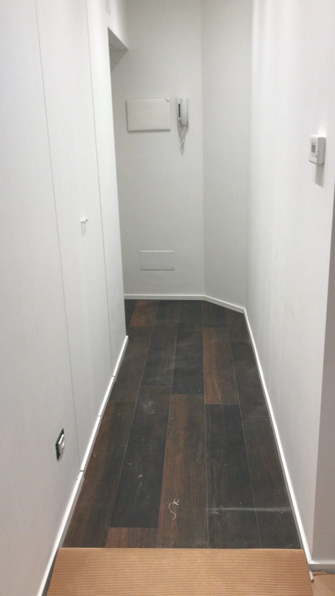 1F7E5ABF-67BF-4E87-B5B3-45C1F50A698A