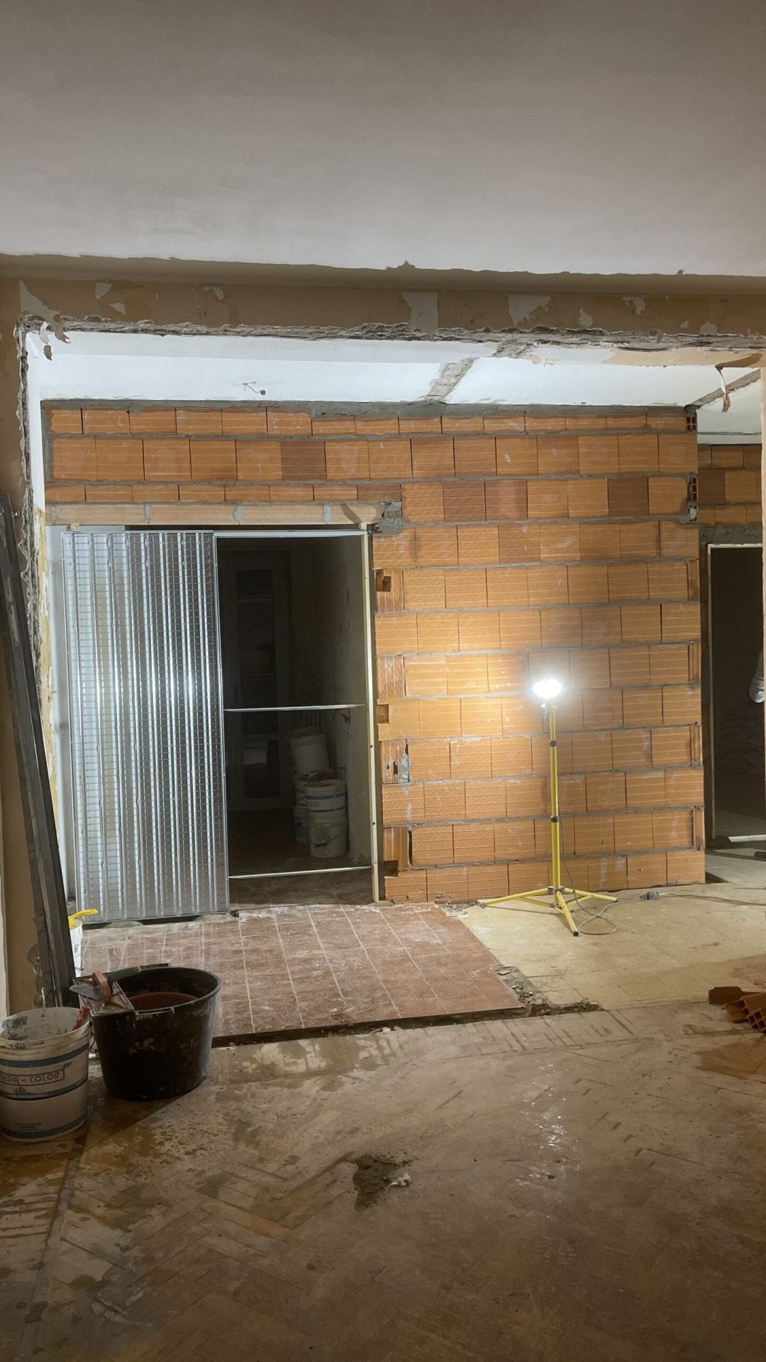 ristrutturazione milano completa bagno impianti cucina progettazioni vardo esperti appartamento insubria milano